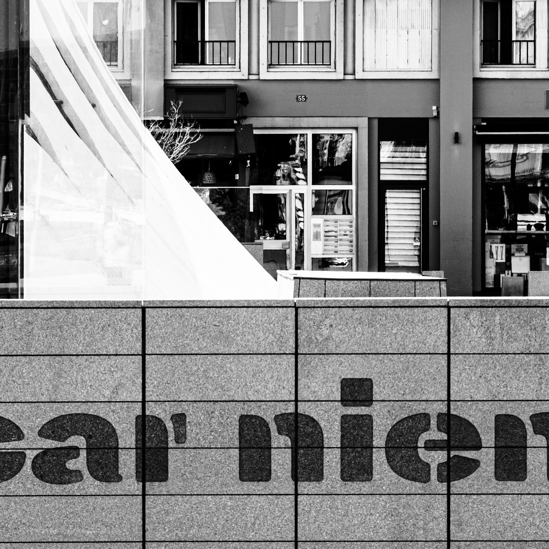 Polyptich 5/6⠀⠀⠀⠀⠀⠀⠀⠀⠀
Place Oscar Niemeyer, Le Havre, France. ⠀⠀⠀⠀⠀⠀⠀⠀⠀
⠀⠀⠀⠀⠀⠀⠀⠀⠀
©2020⠀⠀⠀⠀⠀⠀⠀⠀⠀
⠀⠀⠀⠀⠀⠀⠀⠀⠀
#architecturalphotography #architecturalphotographer #realestatephotography #realestatephotographer #buildingphotography #vastgoedfotografie #vastgoedfotograaf #amazingarchitecture #architecturebest #archdesign #archilover #architecturelover #architecturegram #newarchitecture #lehavre #lehavreenimages #lehavretourisme #lehavrecity #lehavrequejaime #lehavrephoto #lehavrejetaime #lehavrelife