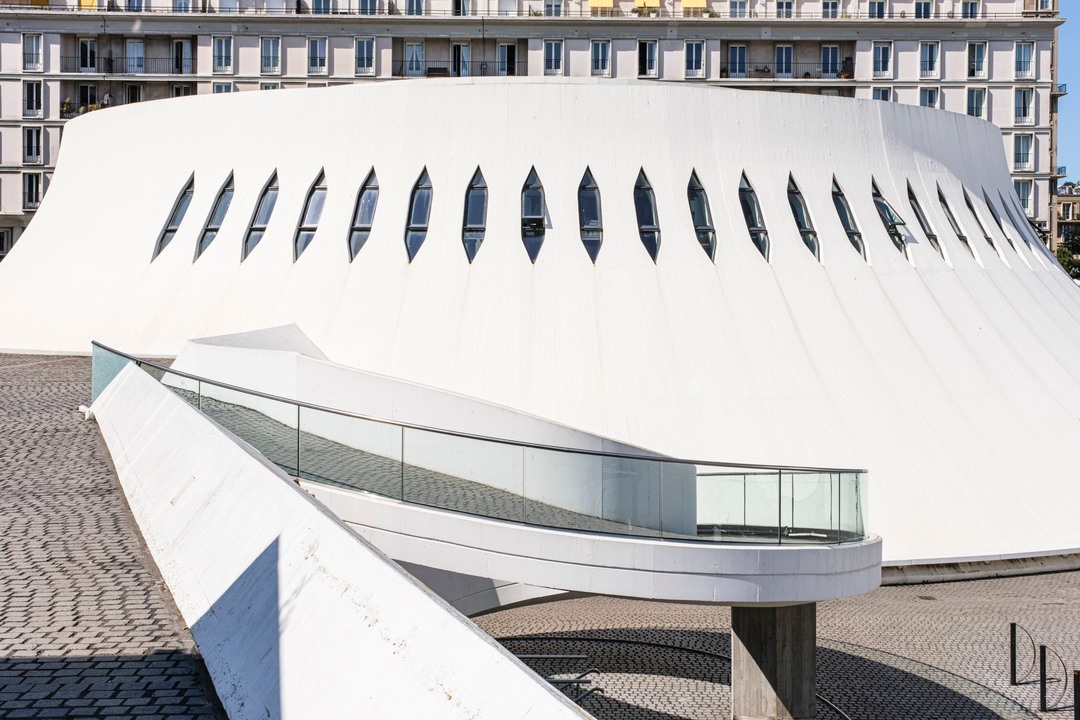 Le Petit Volcan, Oscar Niemeyer, Le Havre, France. ⠀⠀⠀⠀⠀⠀⠀⠀⠀
⠀⠀⠀⠀⠀⠀⠀⠀⠀
©2020⠀⠀⠀⠀⠀⠀⠀⠀⠀
⠀⠀⠀⠀⠀⠀⠀⠀⠀
#architecturalphotography #architecturalphotographer #realestatephotography #realestatephotographer #buildingphotography #vastgoedfotografie #vastgoedfotograaf #amazingarchitecture #architecturebest #archdesign #archilover #architecturelover #architecturegram #newarchitecture #lehavre #lehavreenimages #lehavretourisme #lehavrecity #lehavrequejaime #lehavrephoto #lehavrejetaime #lehavrelife